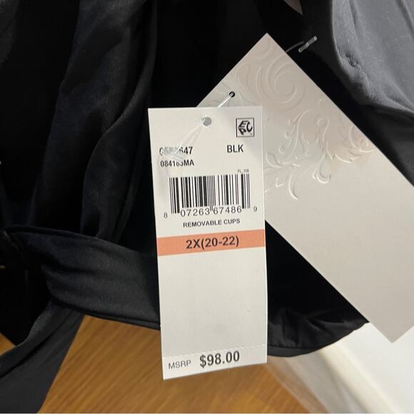 Becca Color Code Flounce Tankini top black - 2X - Picture 9 of 10